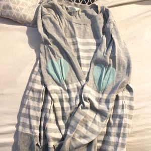 Sweater-heart elbows